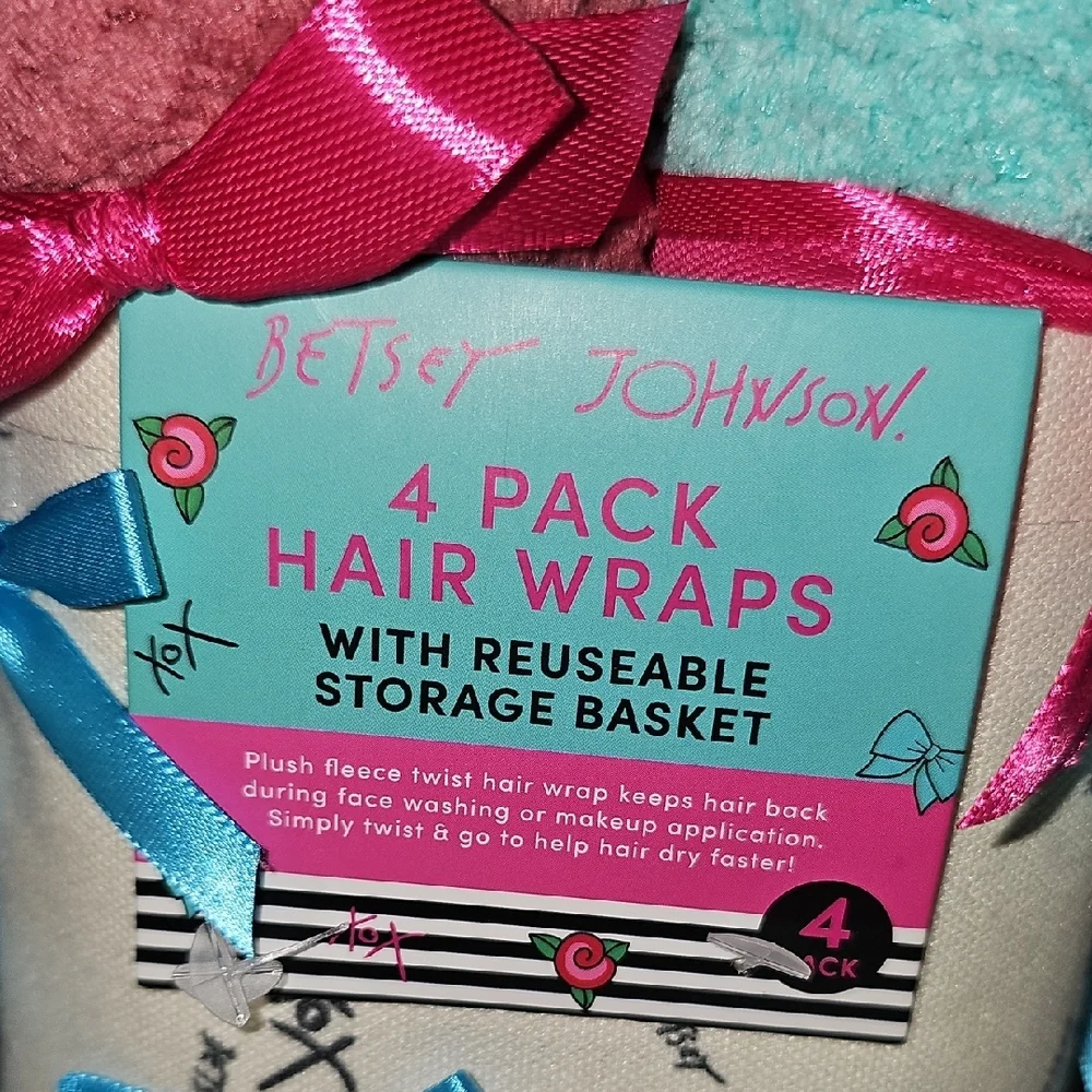 Betsey Johnson Hair Wraps/Towels 4-Pack